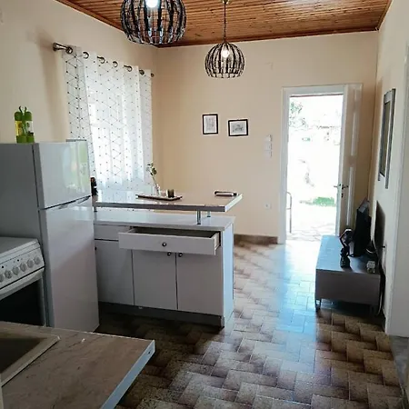 Christine Nature Apartment *